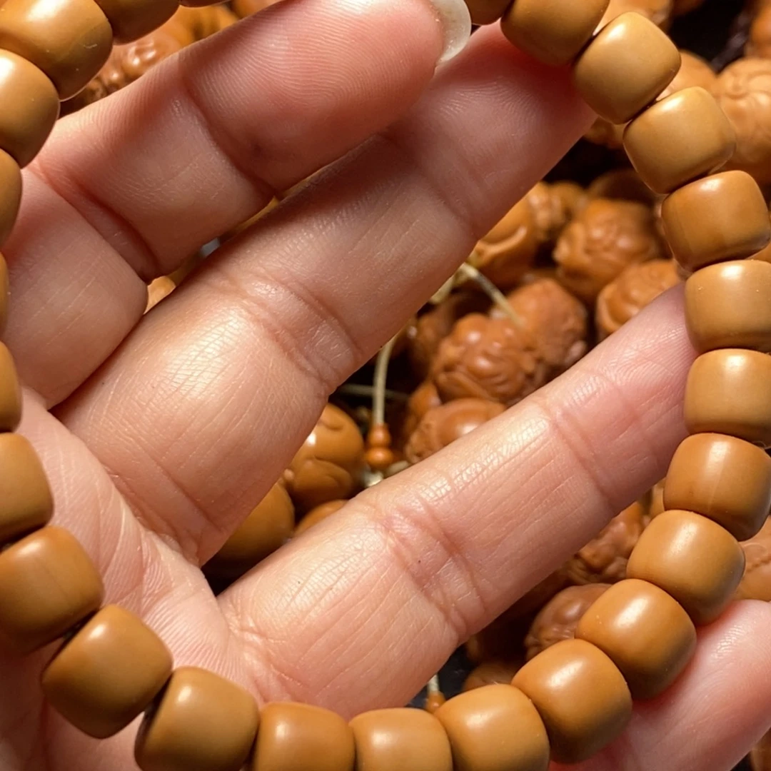 猴头核桃吊坠文玩