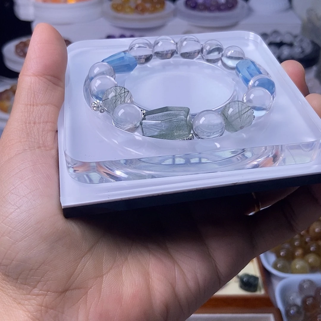 水晶手链未镶嵌?**太定制打孔不退换