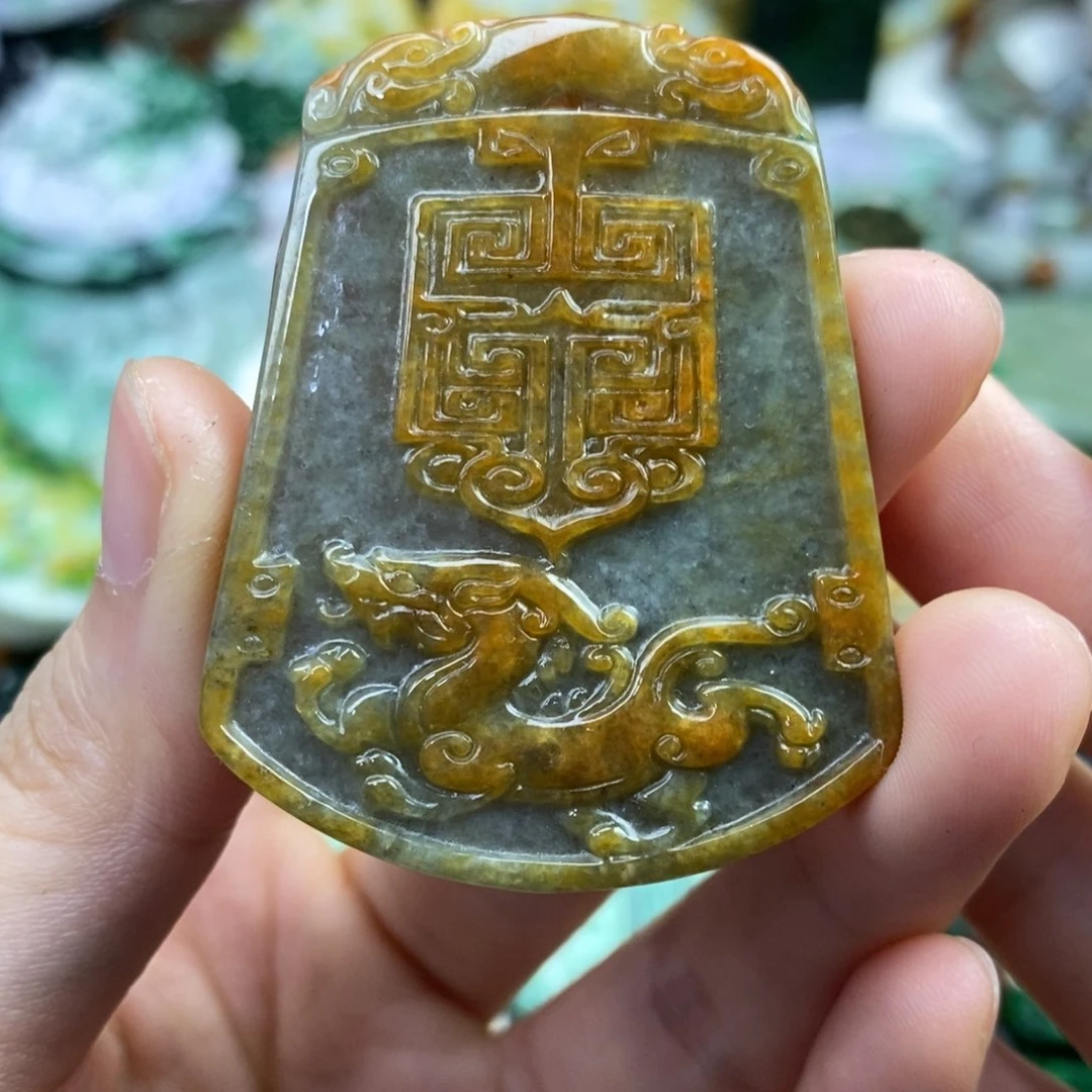 翡翠未镶嵌颈饰吊坠