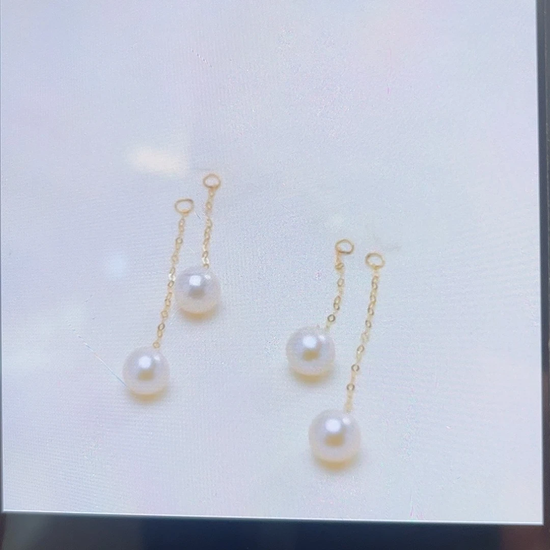 淡水珍珠18K金镶嵌耳饰