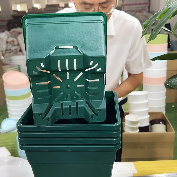 方形口20高22墨绿带托5只正品