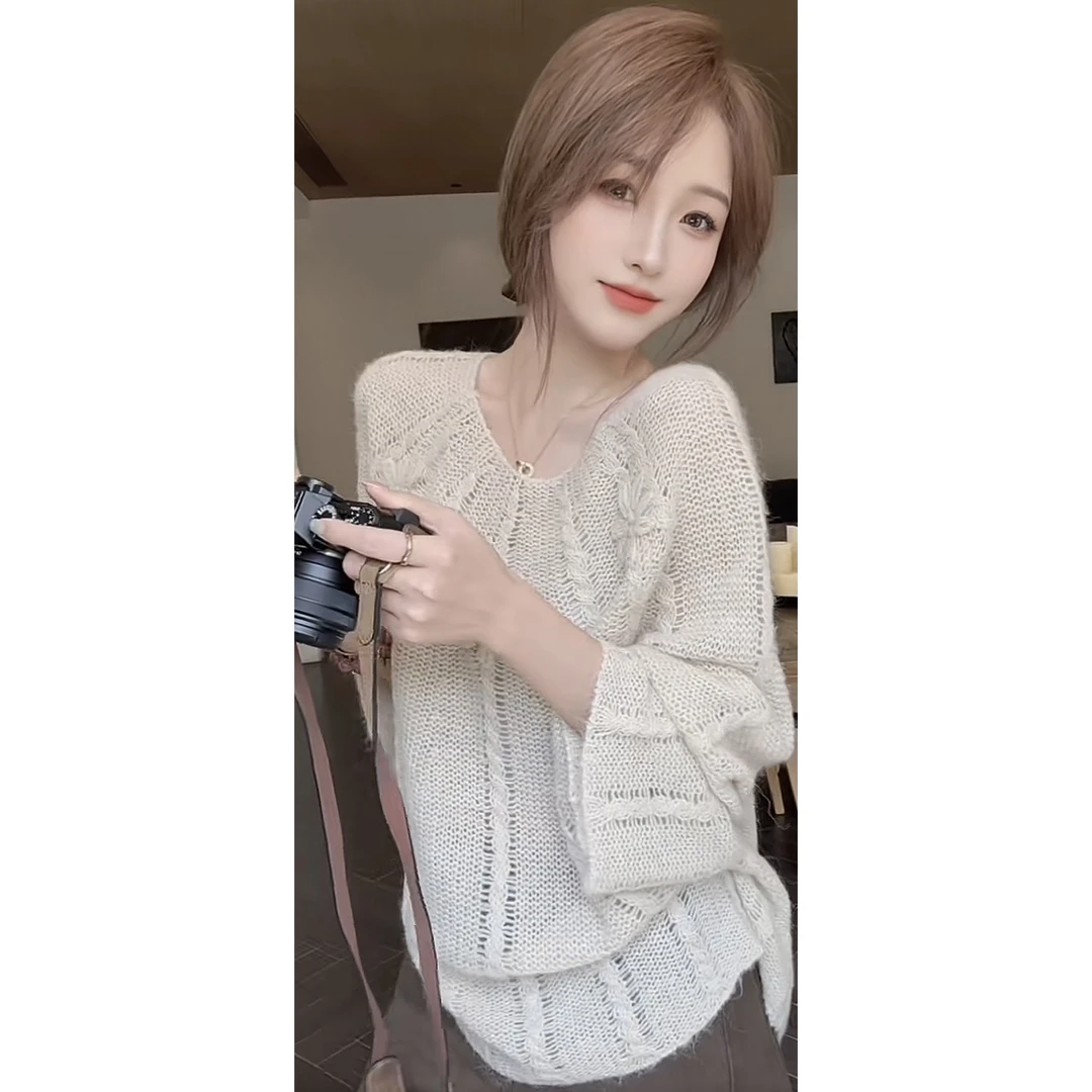 【陈陈私服】洋气设计感勾花毛衣慵懒减龄长袖圆领针织衫25090315