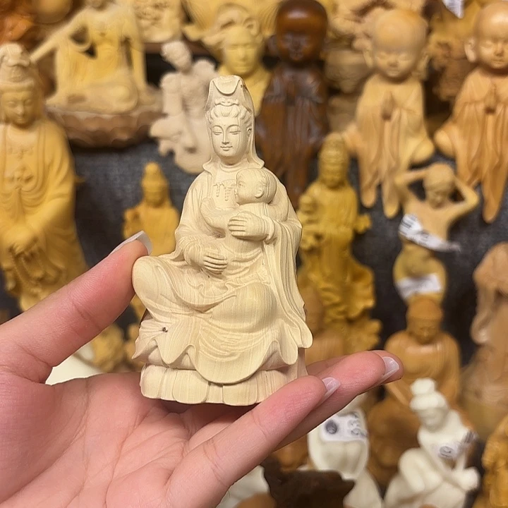 黄杨木黄杨木瑕疵送子观音