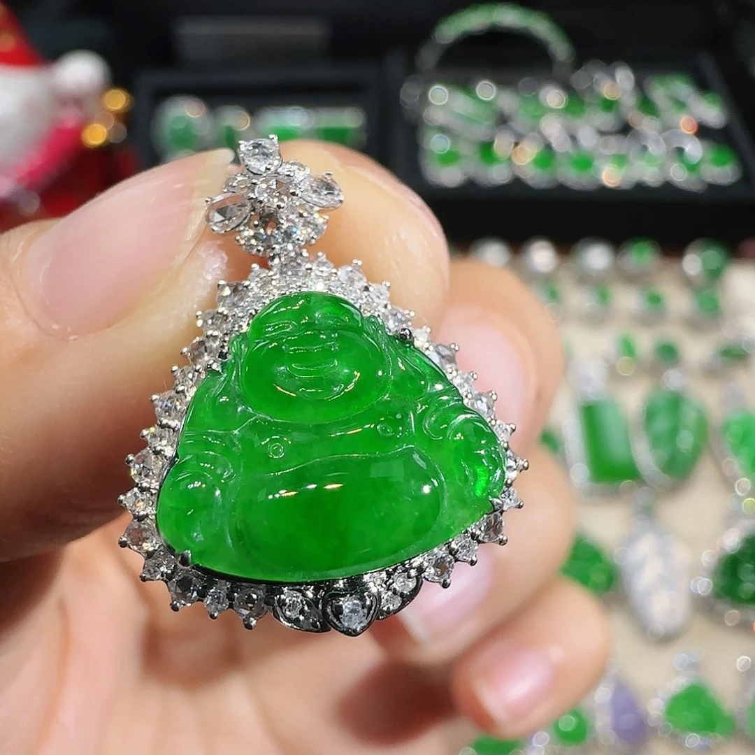 翡翠吊坠(不含链)18K金镶嵌