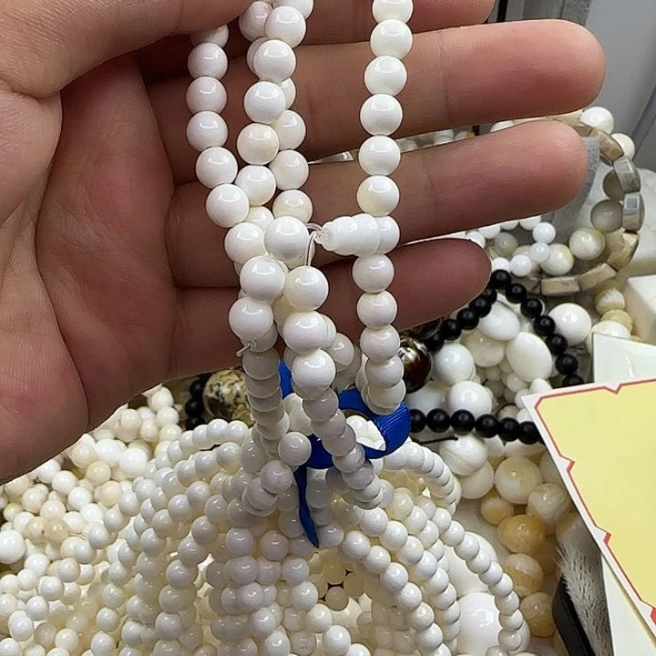 大果紫檀（缅甸花梨）带点黄0.6脖挂