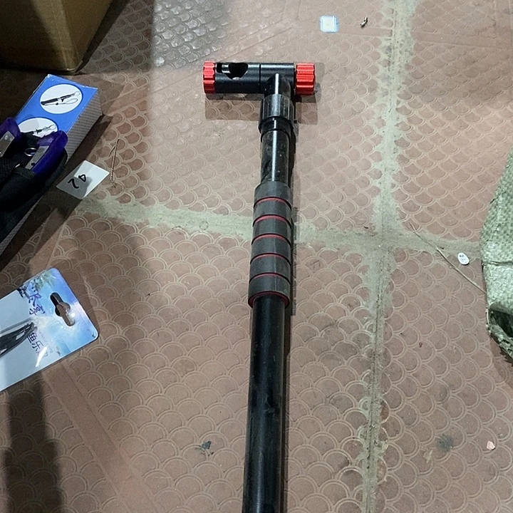 钓伞拐杖一个，随机发的