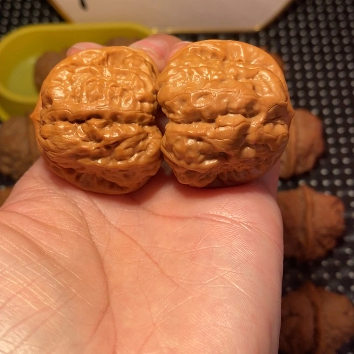 把件文玩核桃四开背八蹬腿肌肉蛙