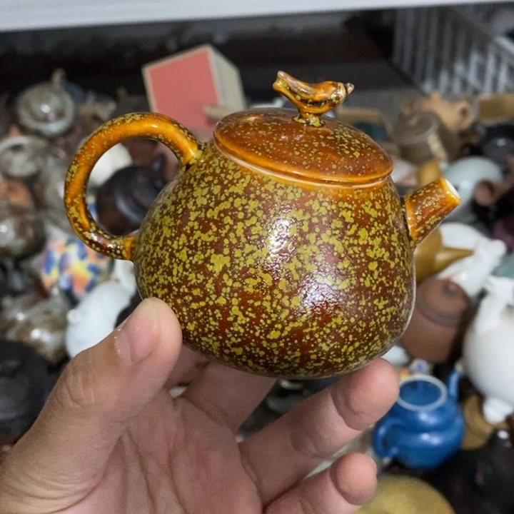 陶瓷艺术品及陶瓷壶