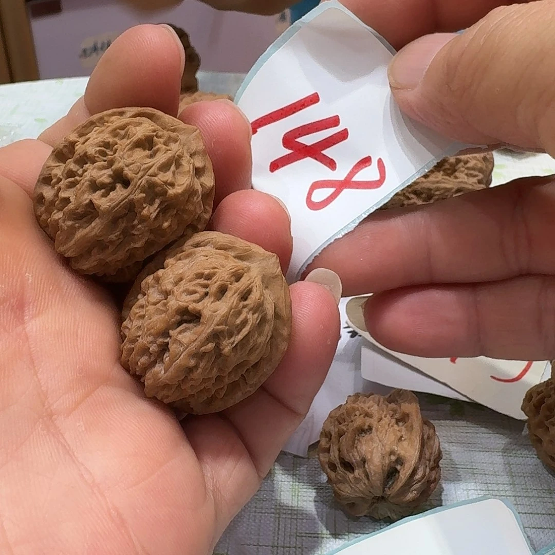 文玩核桃把件30荔枝手