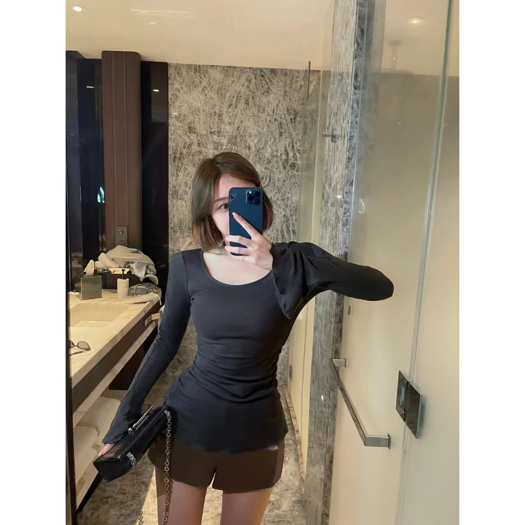 LT240113 喇叭袖T  LD230057缎面短裤