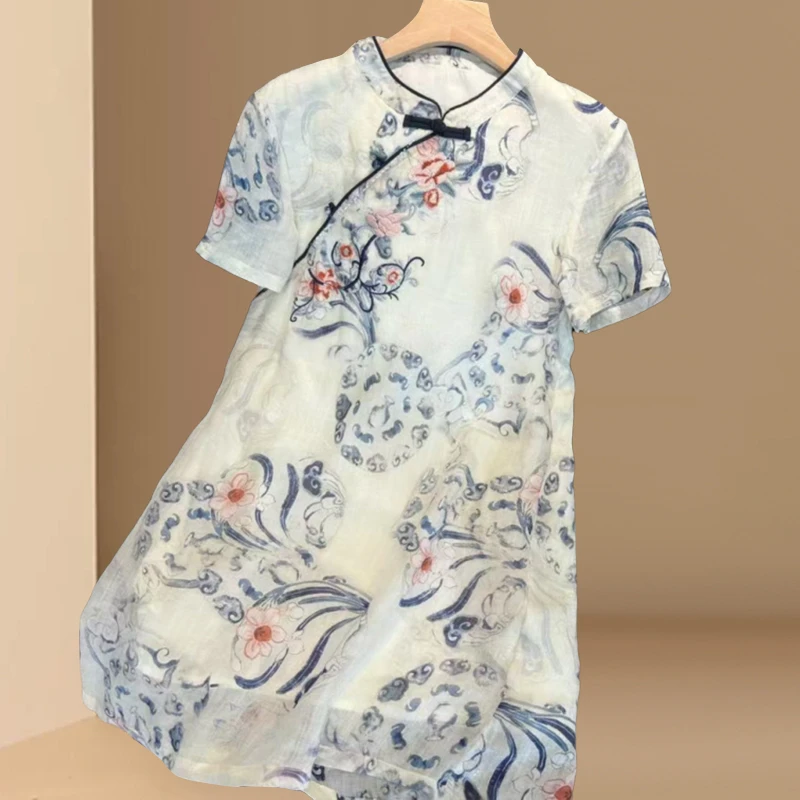 2025年夏季新款精致气质高级感青花瓷复古文艺短袖显白连衣裙女潮