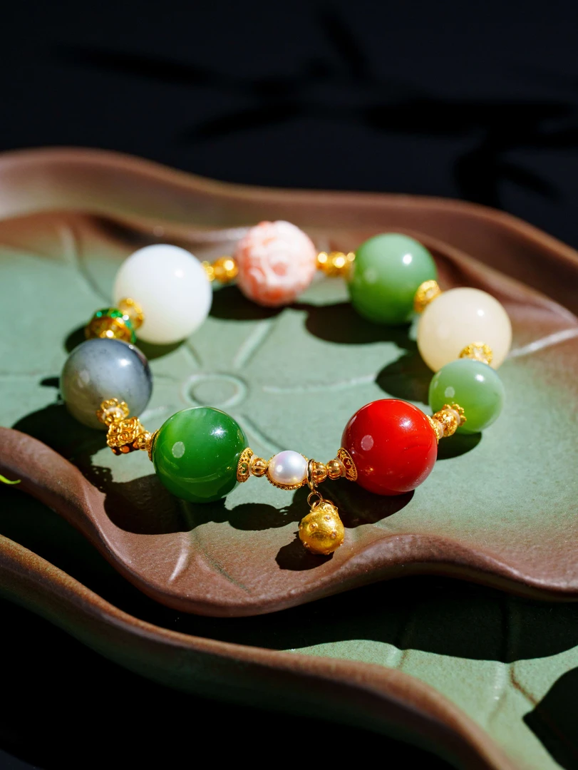 【枯木逢春】多宝和田玉手串 D3141（18）