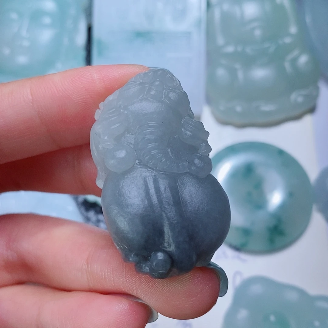 定制翡翠未镶嵌毛货付款后确认抛光