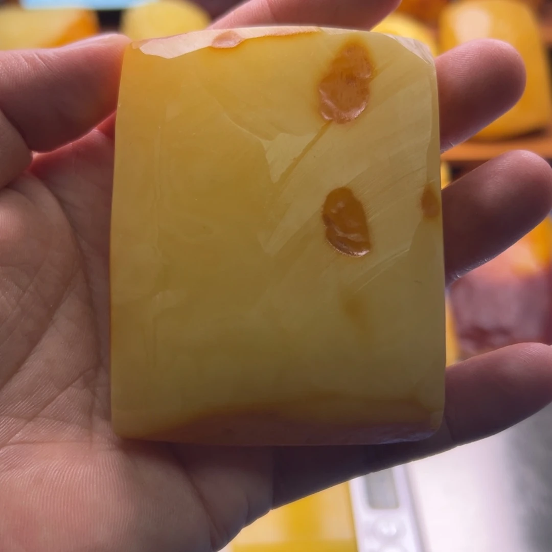 泷***鱼定制琥珀未镶嵌琥珀蜜蜡