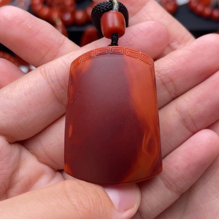 南红玛瑙未镶嵌珠宝奇石无事牌吊坠