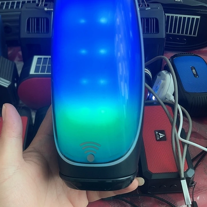 微瑕彩灯音响高品质