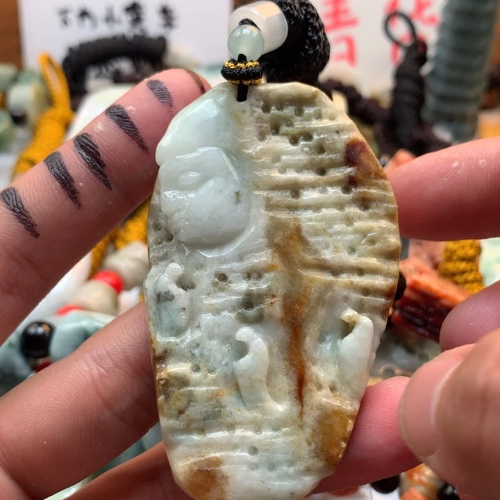 翡翠未镶嵌颈饰保真天然a货翡翠