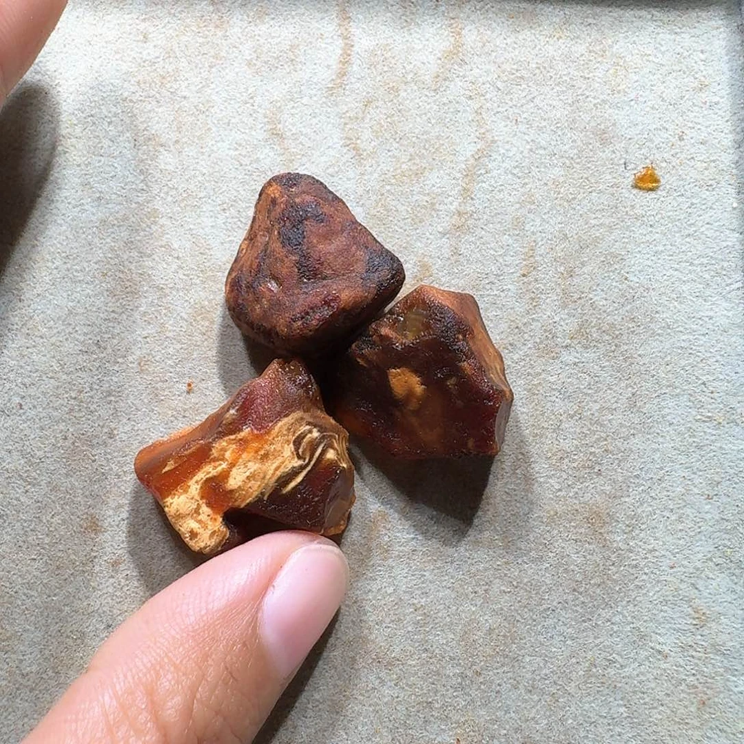 定制琥珀未镶嵌焱**T定制