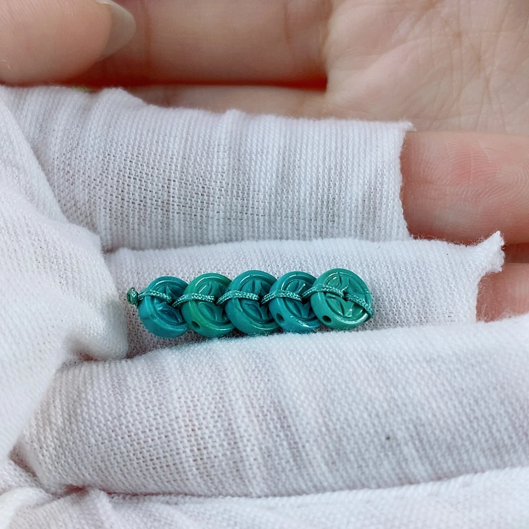 未镶嵌绿松石珠宝奇石