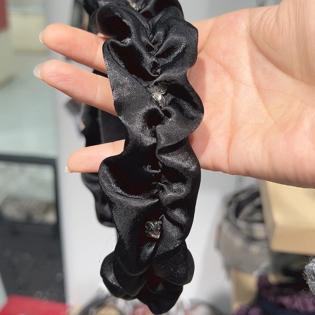 非金属蝴蝶钻褶皱发箍