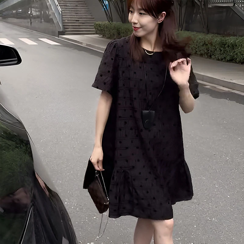 气质百搭镂空宽松圆领短袖连衣裙女2025新款夏季今年流行爆款短裙