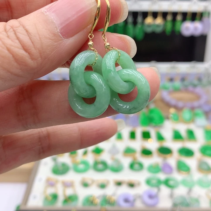 翡翠18K金镶嵌耳饰