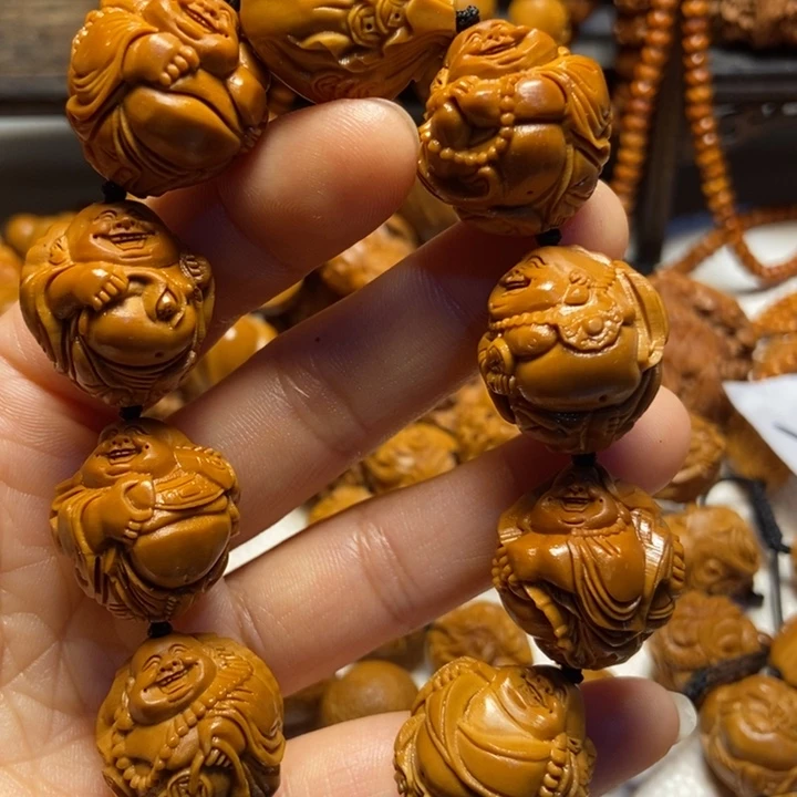 【闪购商品】橄榄核手串/手链瑞兽弥勒