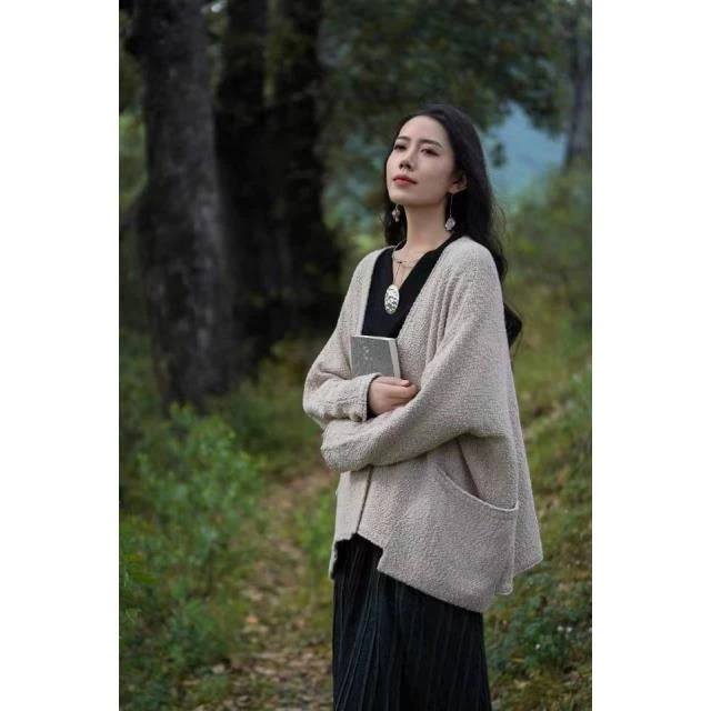 游尘衣物/篱外套