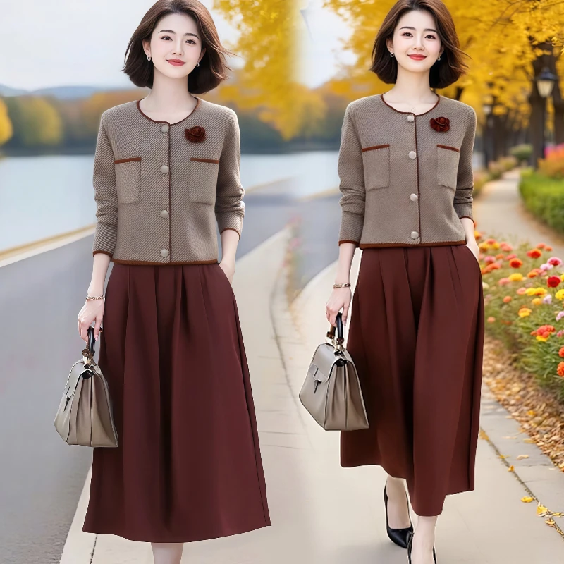 韩版小众设计时尚洋气减龄2025春秋款圆领短外套半身裙套装