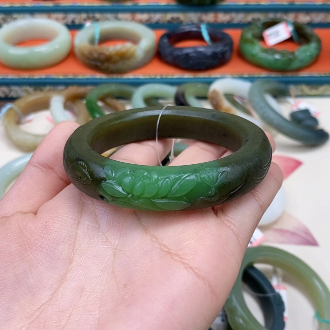 和田玉未镶嵌手镯手镯 54.8定制