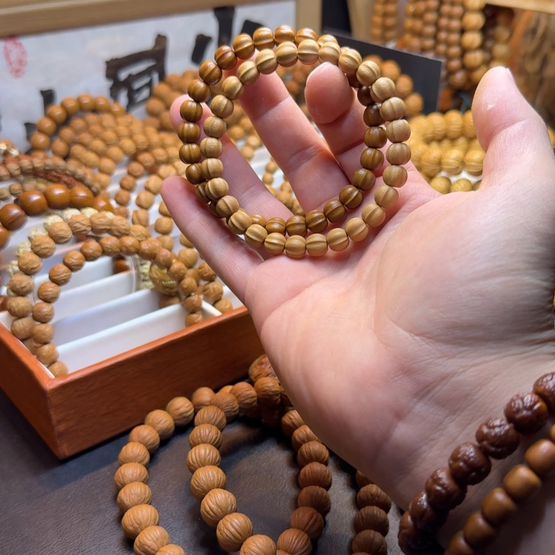 猴头核桃吊坠8+全品鲨鱼背