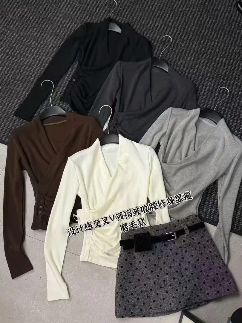 设计师长袖T恤女秋季设计感V领交叉上衣百搭修身显瘦气质打底衫