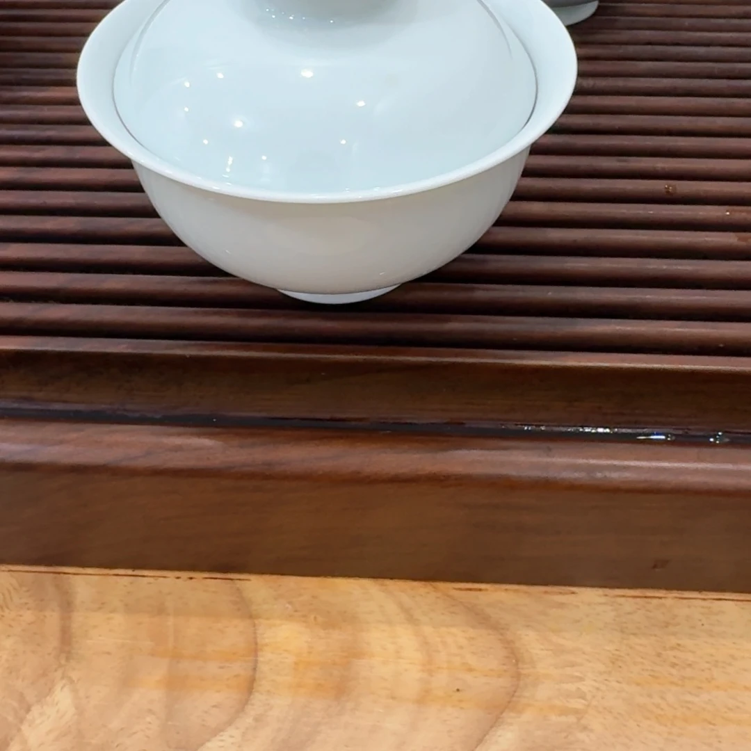 ％***％景德镇陶瓷盖碗