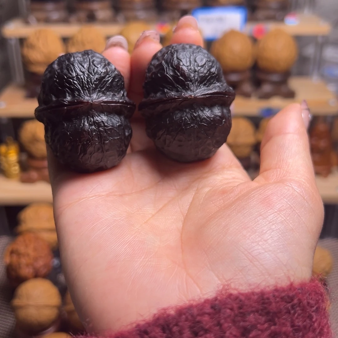 桃核把件玉罗汉H28、44……