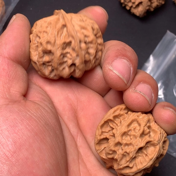 文玩核桃把件38苹果89