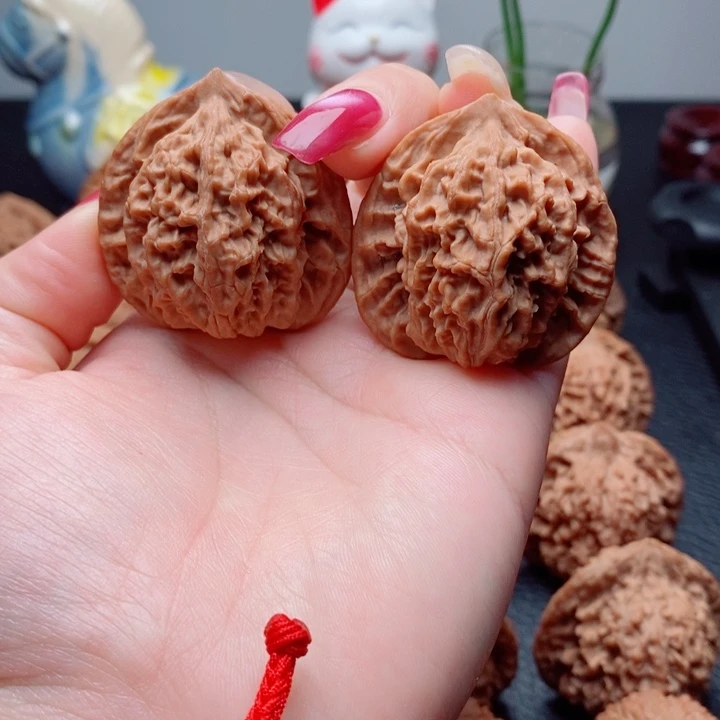 文玩核桃把件盘龙纹40