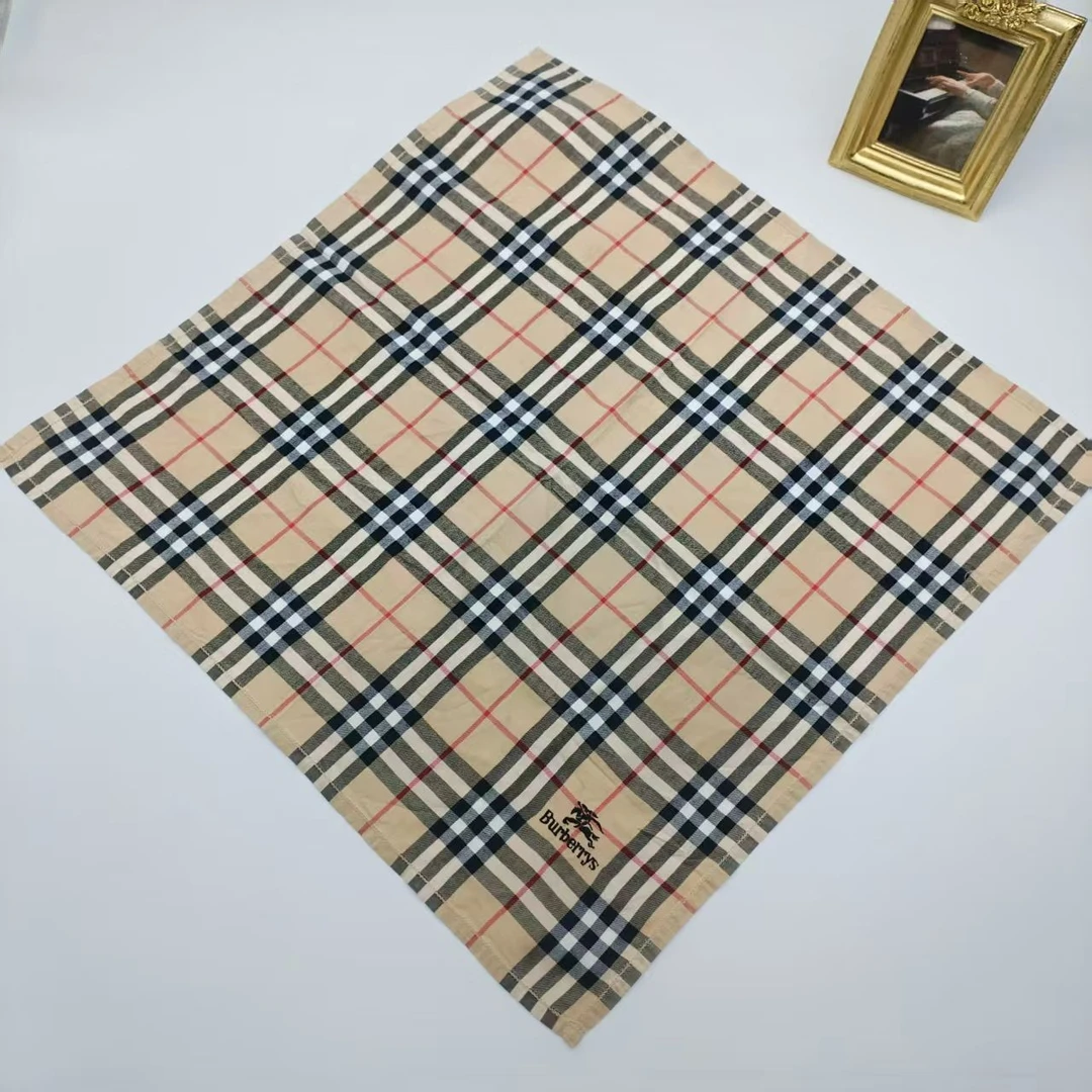 95新 BURBERRY/博柏利 海囤/巴宝莉/丝巾/yy12124