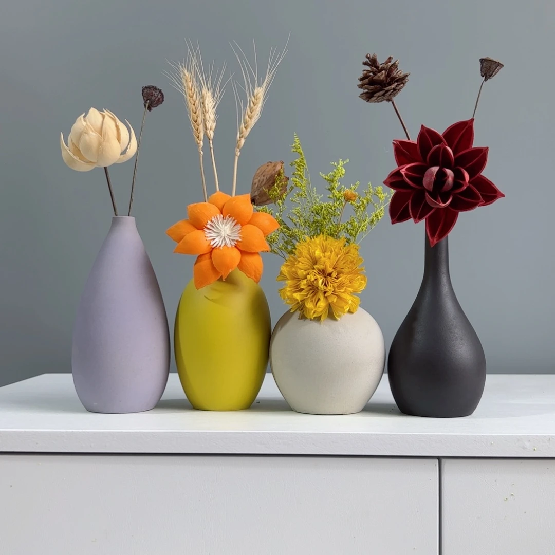 摆件陶瓷小花瓶摆件含花总高约20-30cm
