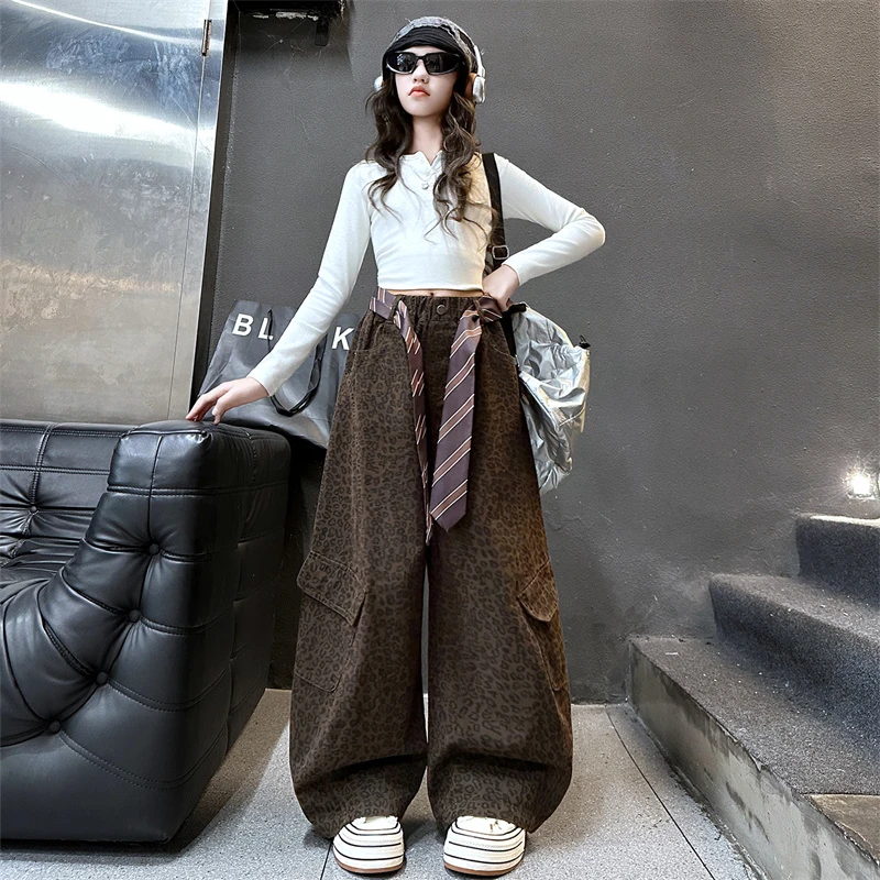 女童裤子2025新款儿童洋气时髦豹纹工装裤中大童装女孩春秋阔腿裤
