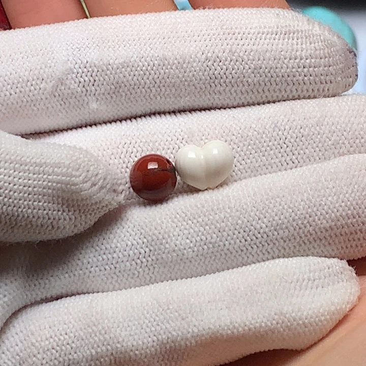 未镶嵌南红玛瑙珠宝奇石