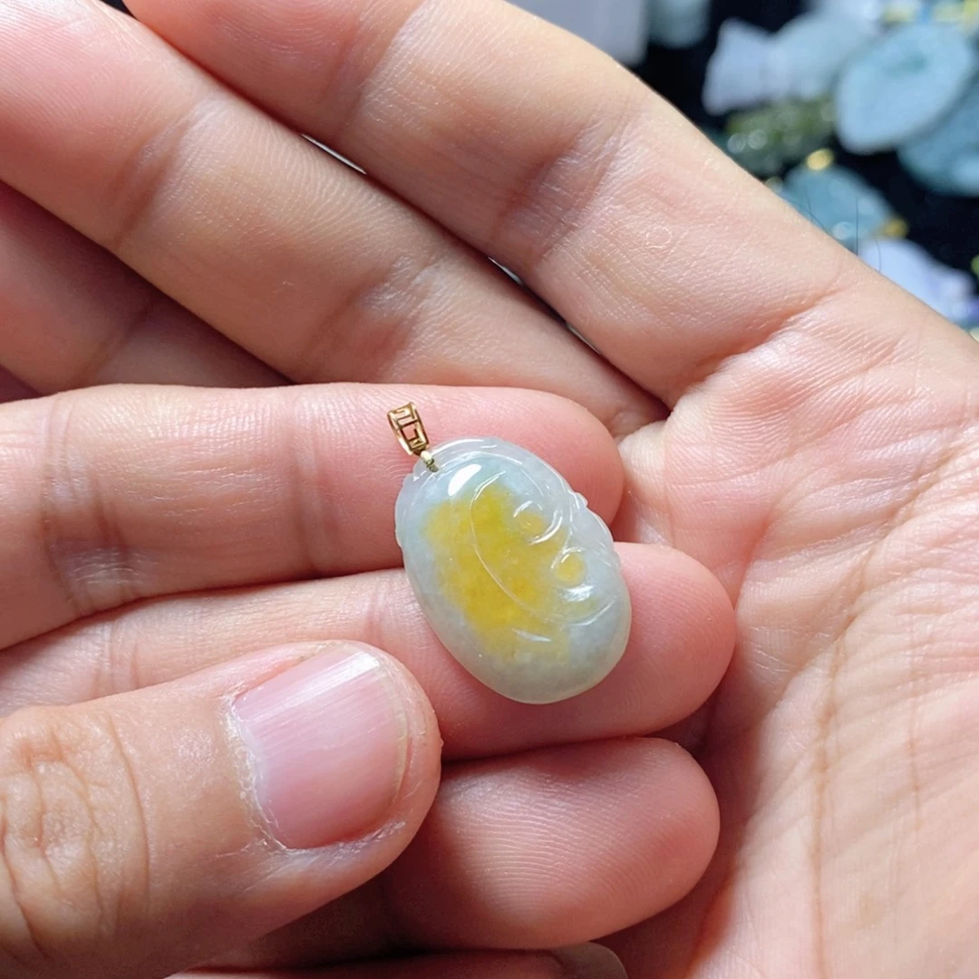 颈饰18K金镶嵌翡翠天然缅甸翡翠A货如意金镶嵌