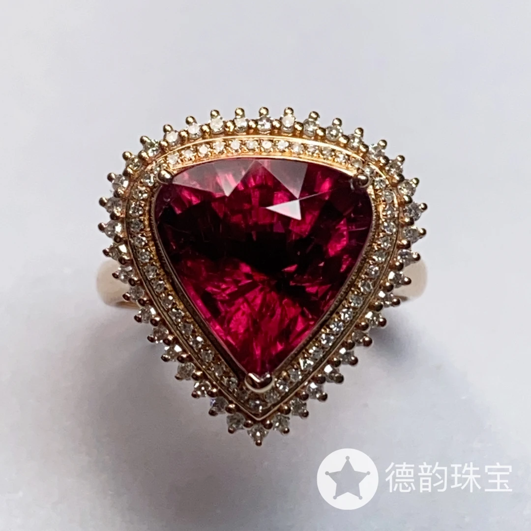 18K金镶嵌碧玺戒指
