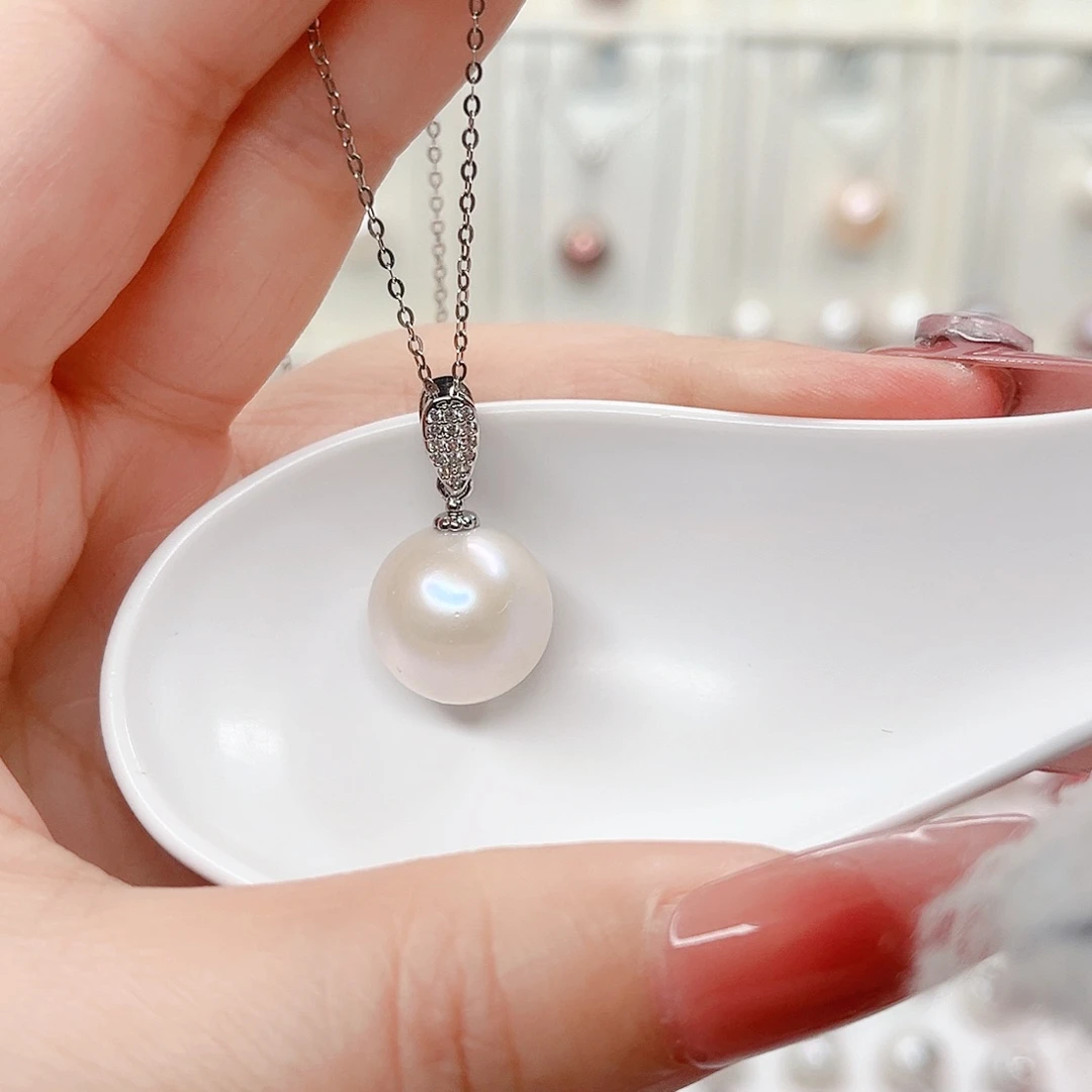 淡水珍珠吊坠(赠链)合金