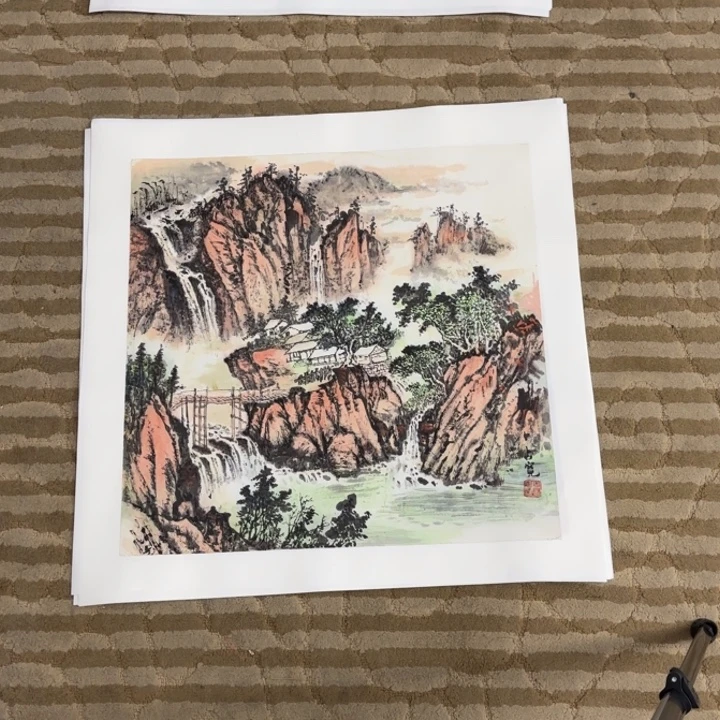 国画花鸟等多种鸟类的栖息