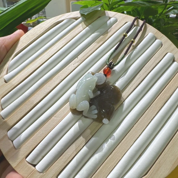 越戴越油润可长久佩戴
