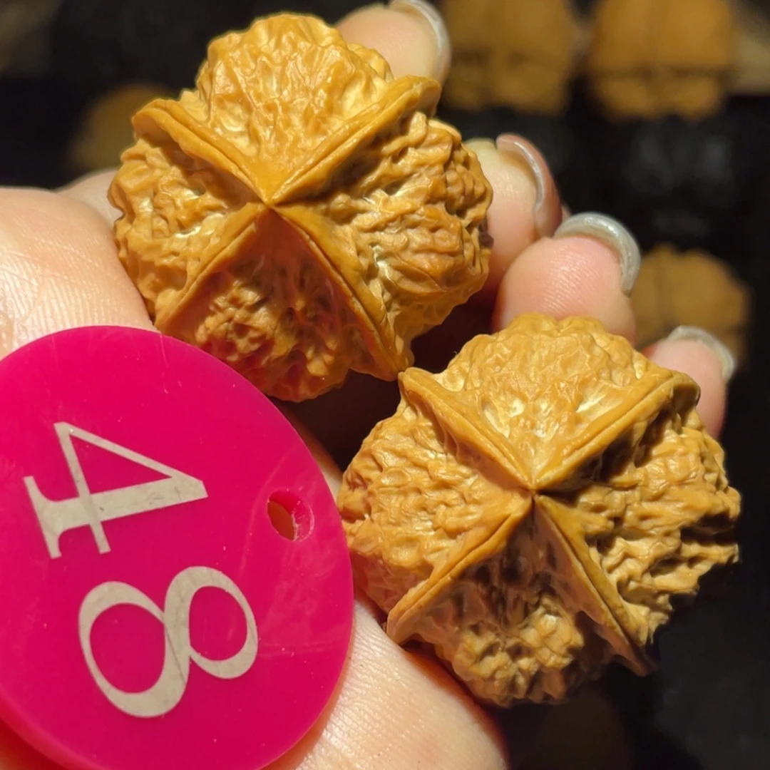 四棱33尺寸核桃（磕尖