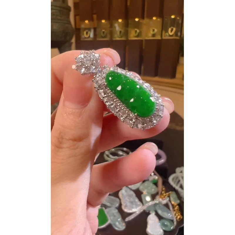 天然A货翡翠SW12福豆吊坠多样性发一