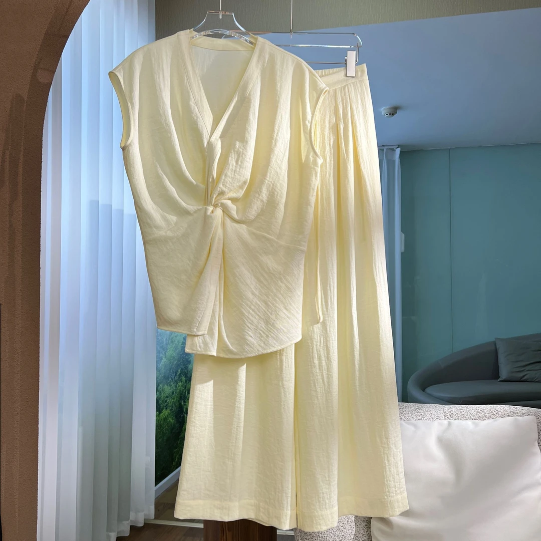 亚麻天丝夏季新款高级不对称解构扭结上衣搭配高腰双褶阔腿裤套装