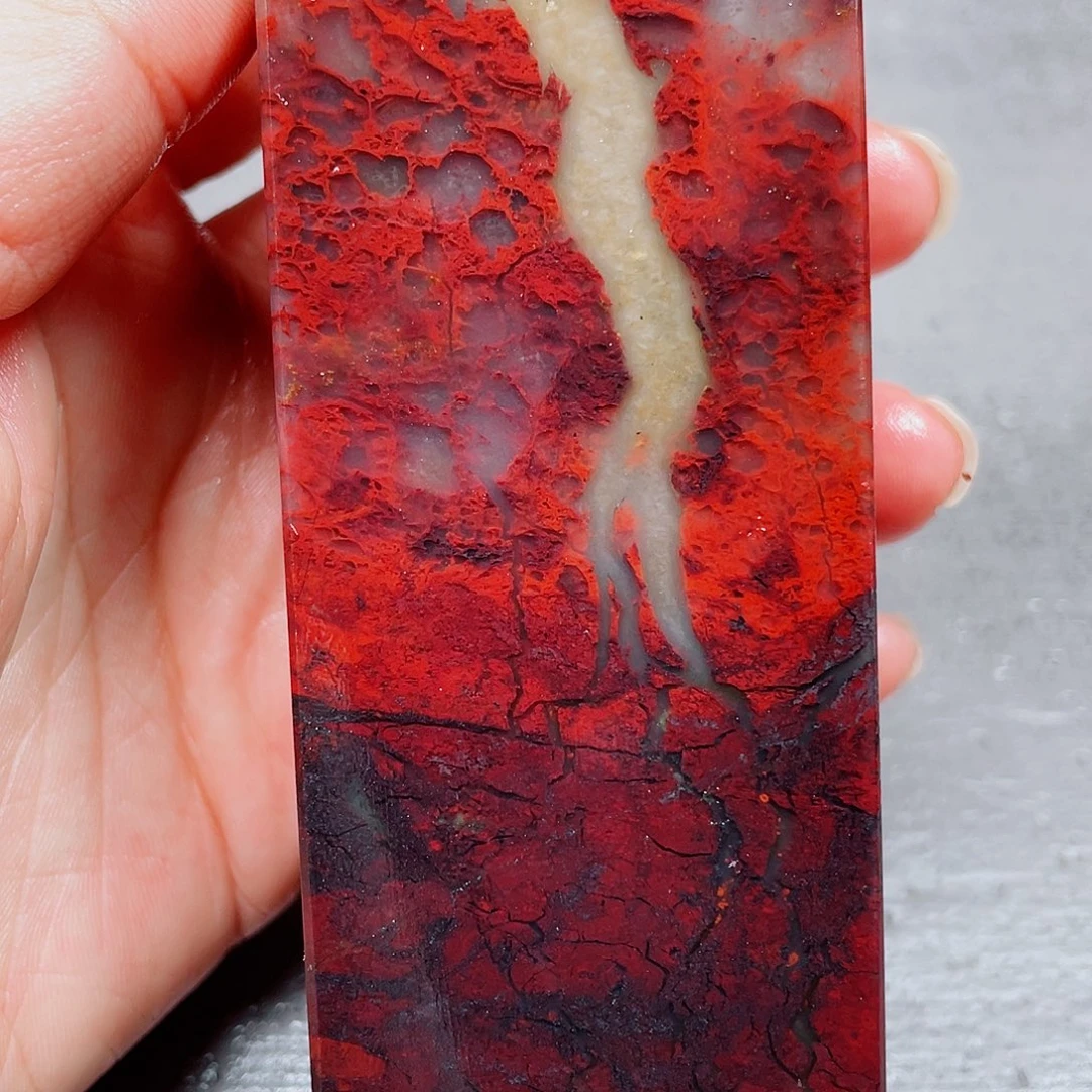 玉桂林鸡血玉印章镇尺19