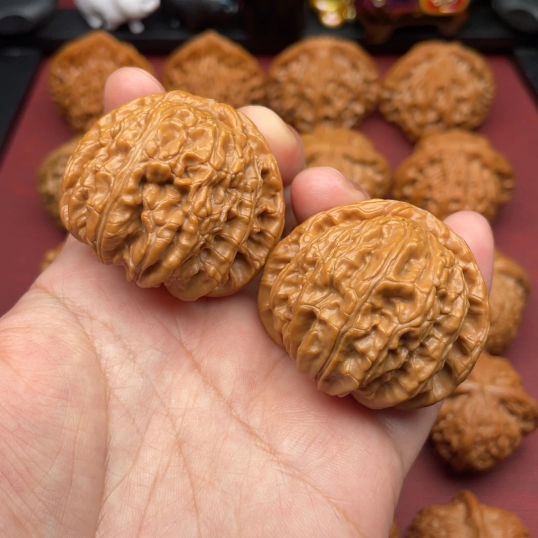 文玩核桃把件全品无修43三角白